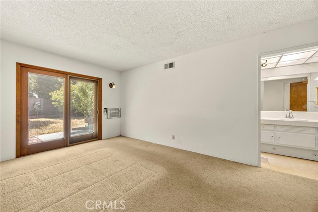 Detail Gallery Image 10 of 19 For 3948 E Lynnwood Ave, Orange,  CA 92869 - 4 Beds | 2 Baths