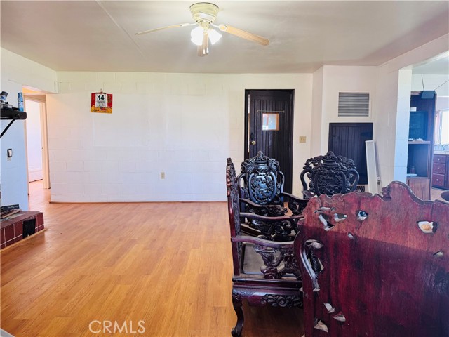 Detail Gallery Image 7 of 20 For 9616 Schlitz, Phelan,  CA 92371 - 3 Beds | 2 Baths