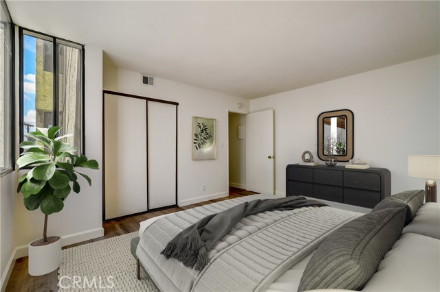 Detail Gallery Image 15 of 46 For 1900 Vine St #102,  Los Angeles,  CA 90068 - 2 Beds | 2 Baths