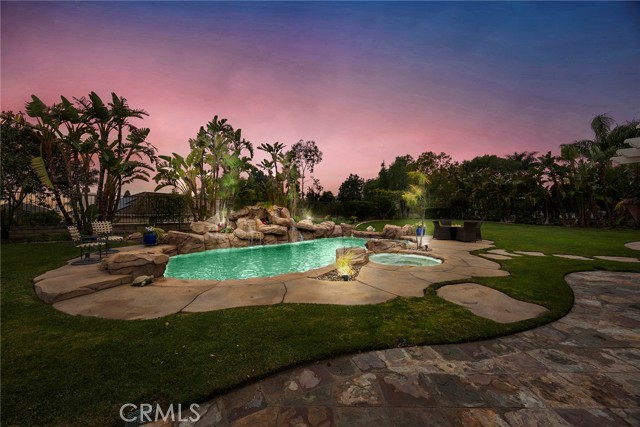 Detail Gallery Image 16 of 41 For 5325 Kodiak Mountain Drive, Yorba Linda,  CA 92887 - 4 Beds | 3 Baths