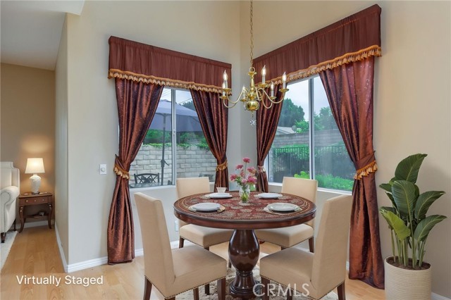 Detail Gallery Image 8 of 32 For 1654 Rush Haven Way, Simi Valley,  CA 93065 - 3 Beds | 2/1 Baths