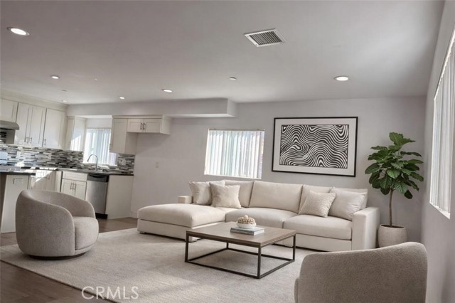 Front Image Thumbnail for CRSR26020691