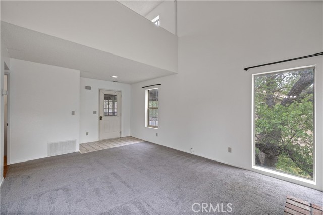 Detail Gallery Image 7 of 63 For 18520 Glenview Ct, Tehachapi,  CA 93561 - 3 Beds | 3/1 Baths