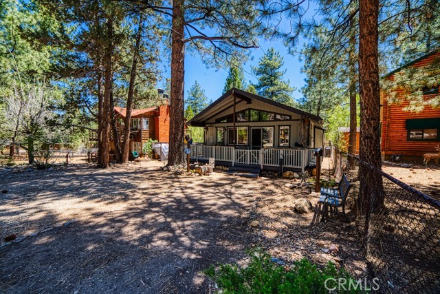 Detail Gallery Image 1 of 26 For 1150 Pine Ridge Ln, Big Bear City,  CA 92314 - 2 Beds | 1 Baths