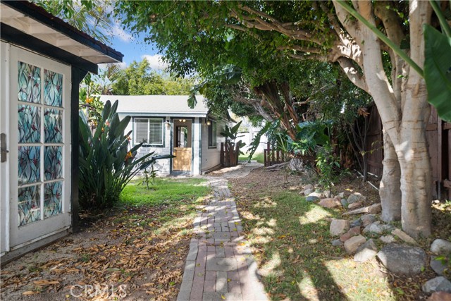 Front Image Thumbnail for CROC26066363