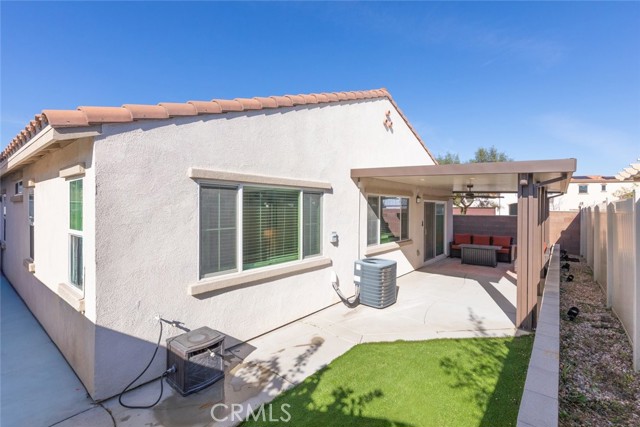 Detail Gallery Image 29 of 36 For 29102 Larch, Lake Elsinore,  CA 92530 - 3 Beds | 2 Baths