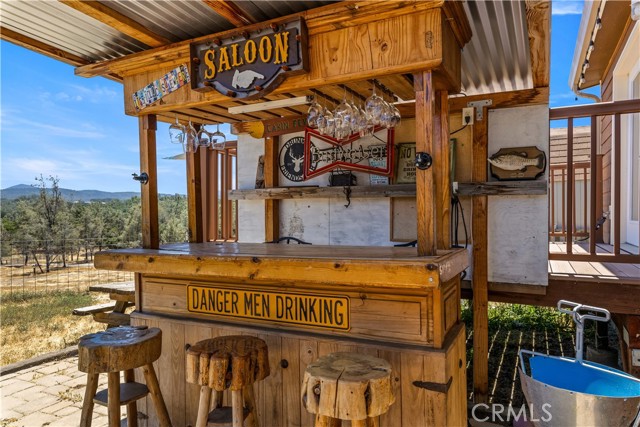 7235 Highland Springs Road, Lakeport CA: https://media.crmls.org/medias/1e4d48ea-bf4e-4e92-86b9-497078fd1b72.jpg