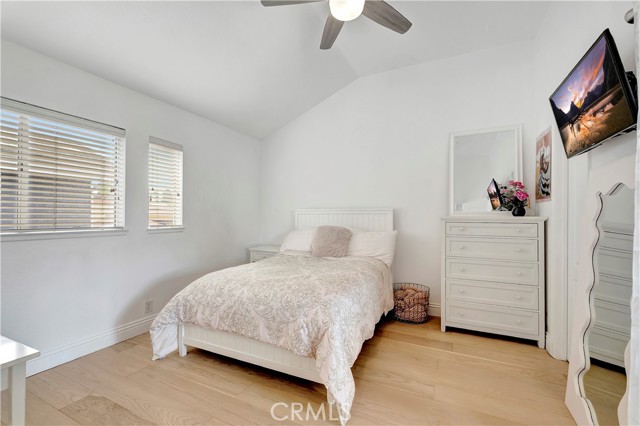 Detail Gallery Image 45 of 55 For 1916 Pine St, Huntington Beach,  CA 92648 - 4 Beds | 3 Baths