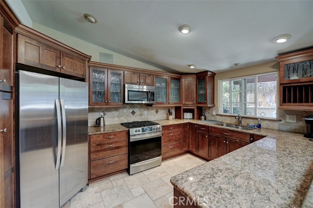 Detail Gallery Image 9 of 30 For 2371 Colgate Dr, Costa Mesa,  CA 92626 - 3 Beds | 2 Baths