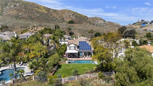 2162 Wild Canyon Drive, Colton CA: https://media.crmls.org/medias/1e4f9668-d269-4f0d-b0a7-a701d9e01a45.jpg