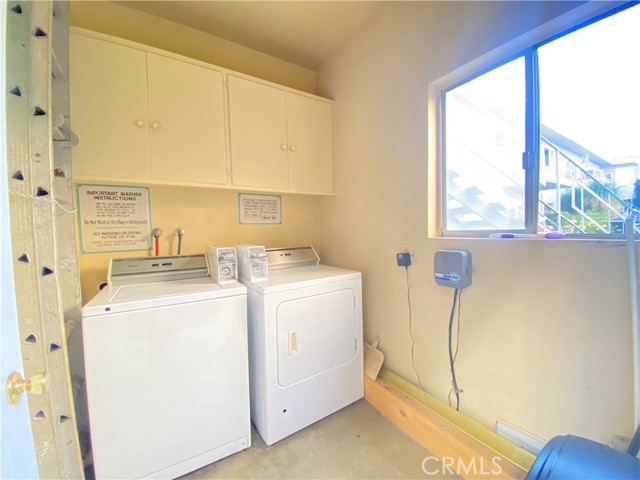 Detail Gallery Image 16 of 16 For 418 E Harvard Rd #F,  Burbank,  CA 91501 - 2 Beds | 1 Baths