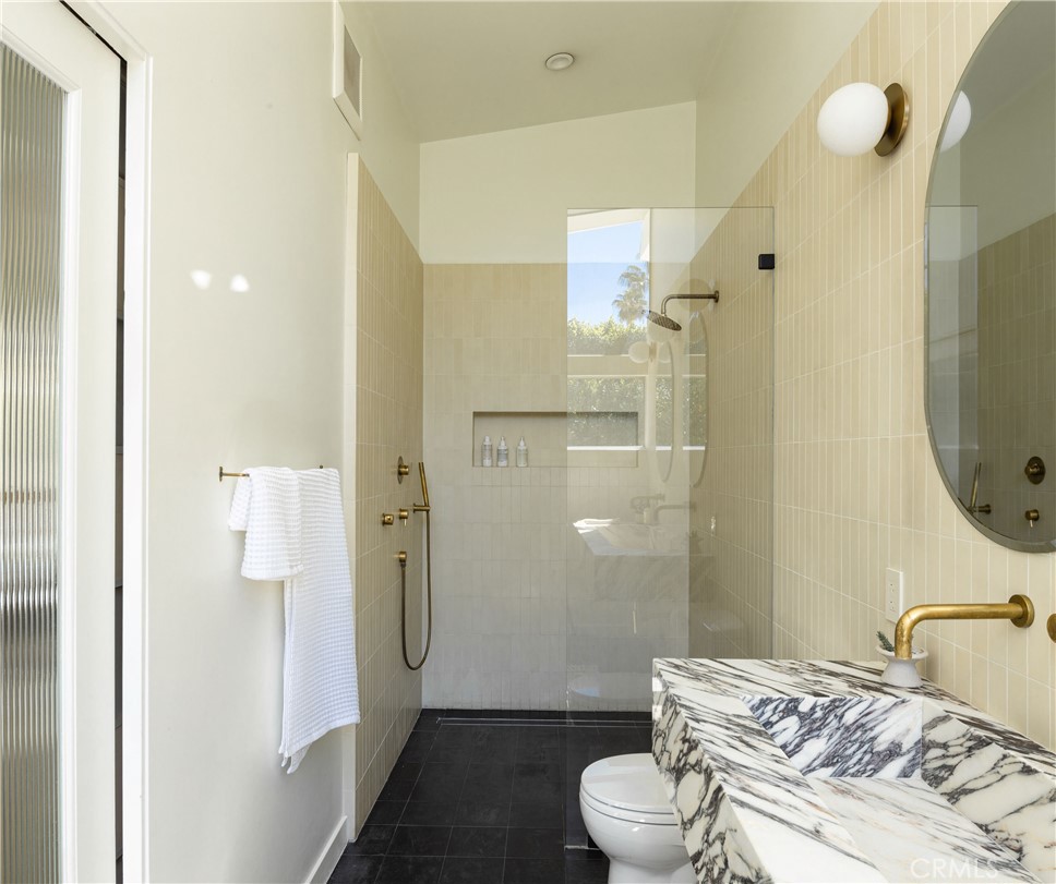 MLS #OC25263415 image #14