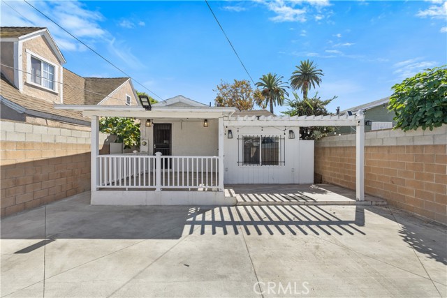 1523 W 59th Street, Los Angeles CA: https://media.crmls.org/medias/1e4fed8f-e29b-4dea-bc33-5b5c712f14fb.jpg