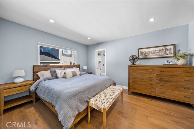 2408 Ives Lane, Redondo Beach, California 90278, 3 Bedrooms Bedrooms, ,Residential,Sold,Ives,SB21202682