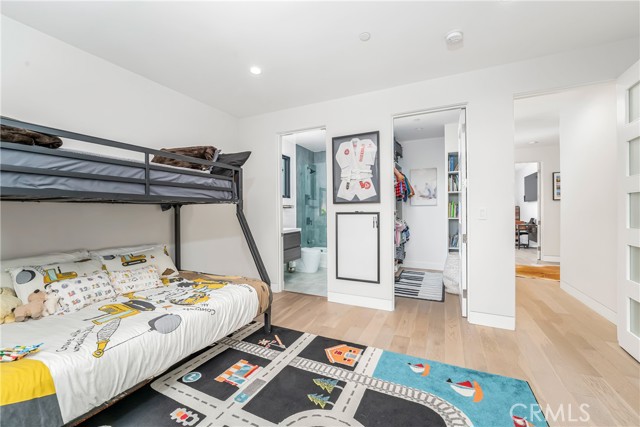 4706 Katherine Avenue, Sherman Oaks CA: https://media.crmls.org/medias/1e505807-6a77-4e6b-902d-93b73db7ceab.jpg