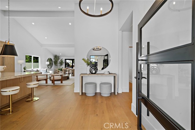 Detail Gallery Image 4 of 40 For 37 Beachcomber, Corona Del Mar,  CA 92625 - 3 Beds | 3 Baths