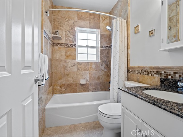 Detail Gallery Image 7 of 37 For 12025 Herbert St, Culver City,  CA 90066 - 4 Beds | 4 Baths