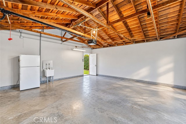 3412 North San Joaquin photo 53
