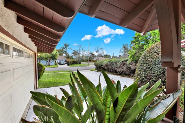 Detail Gallery Image 10 of 32 For 2218 Lewis St, Santa Ana,  CA 92706 - 3 Beds | 2 Baths