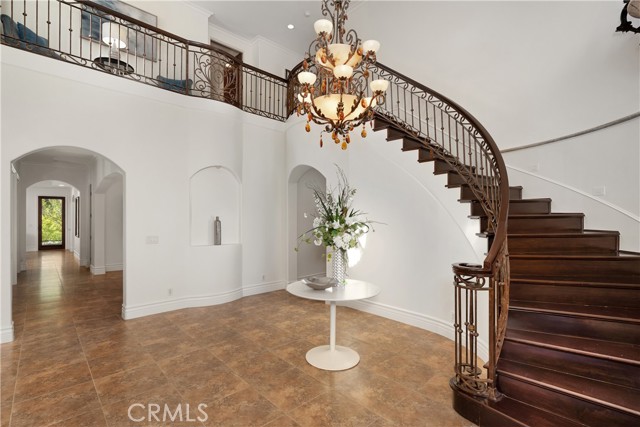 Detail Gallery Image 2 of 57 For 1499 Caballero Rd, Arcadia,  CA 91006 - 6 Beds | 5/1 Baths