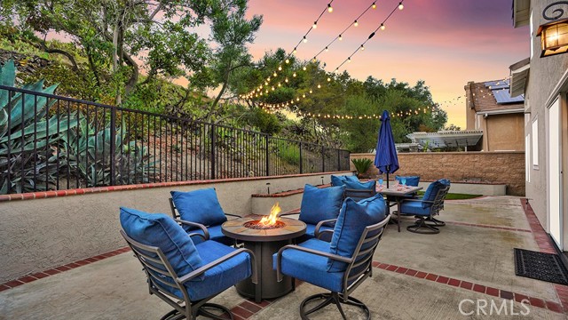 27 Apache Drive, Trabuco Canyon CA: https://media.crmls.org/medias/1e52fcb7-3666-4f60-9857-65243cab66a1.jpg