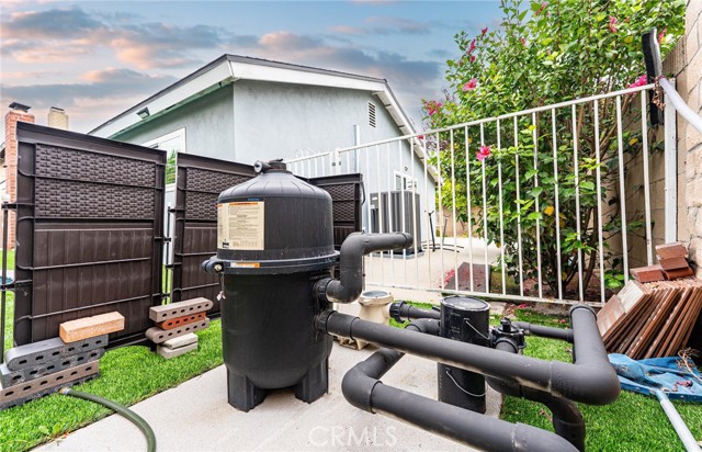 9791 Lee Street, Cypress CA: https://media.crmls.org/medias/1e531bb8-f2cf-4f6f-8d0d-65f9588acc0b.jpg