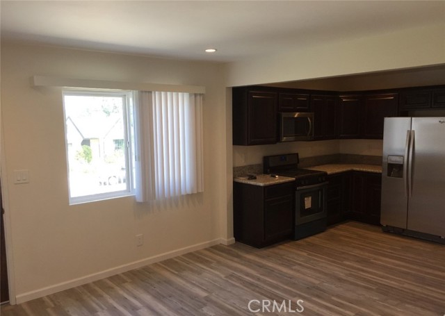 11572 Braddock Drive, Culver City CA: https://media.crmls.org/medias/1e53426c-f80e-4322-9c44-898549c21a8e.jpg