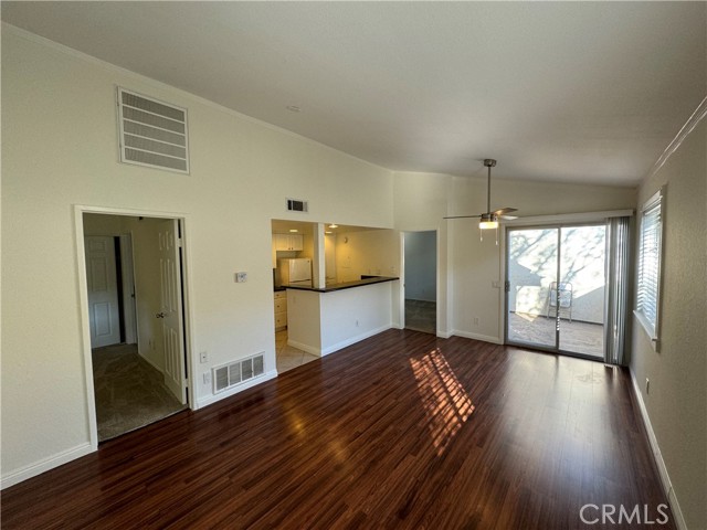26151 Sanz, Mission Viejo CA: https://media.crmls.org/medias/1e548ccf-0f52-4b9a-a3d7-0ac7a84d08fd.jpg