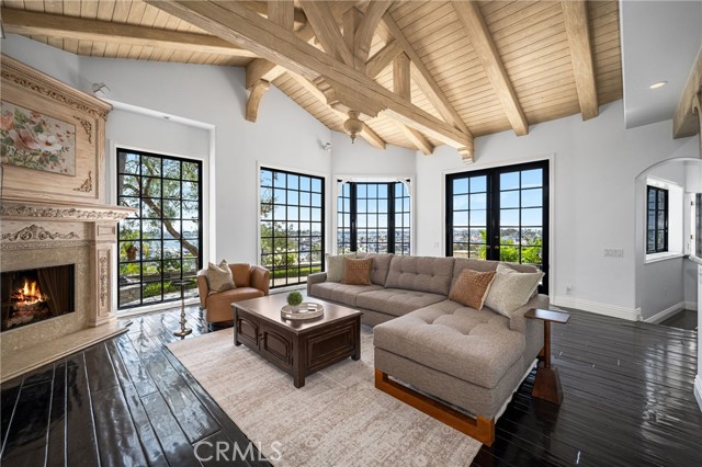 Detail Gallery Image 16 of 51 For 1541 Dolphin, Corona Del Mar,  CA 92625 - 3 Beds | 3/1 Baths