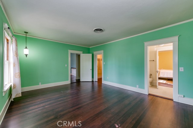 Detail Gallery Image 38 of 66 For 605 E Home Ave, Fresno,  CA 93728 - 5 Beds | 4/1 Baths