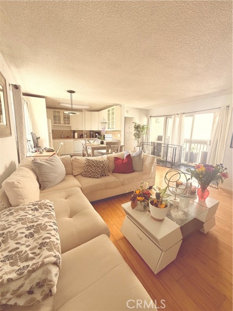 Detail Gallery Image 5 of 24 For 5300 Fairview #19,  Los Angeles,  CA 90056 - 2 Beds | 1 Baths