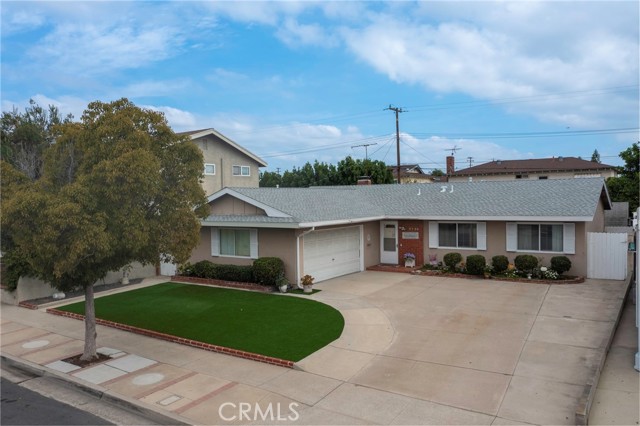 Detail Gallery Image 5 of 66 For 9704 Doreen, Cypress,  CA 90630 - 4 Beds | 2 Baths