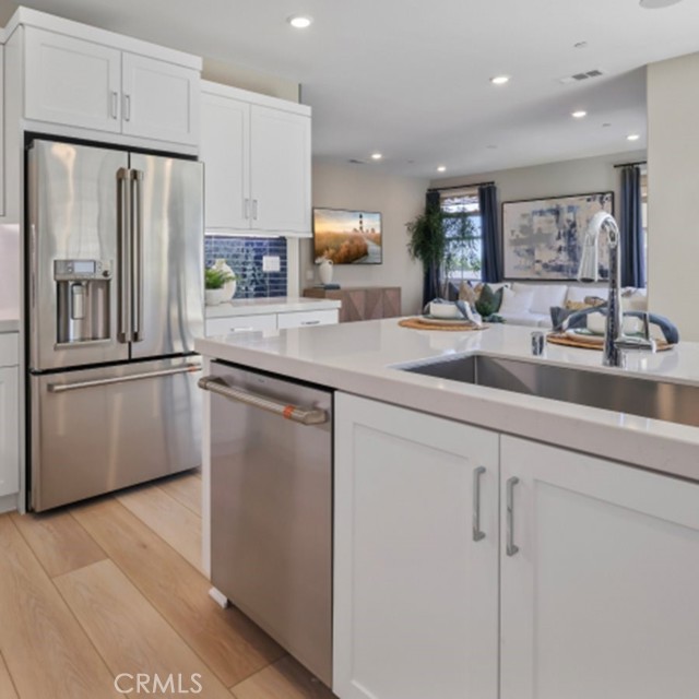 Detail Gallery Image 3 of 31 For 695 Guy Turner Dr, Camarillo,  CA 93010 - 3 Beds | 2/1 Baths