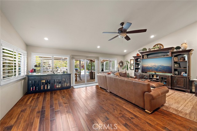 Detail Gallery Image 14 of 56 For 22 Lexington, Coto de Caza,  CA 92679 - 4 Beds | 2/1 Baths