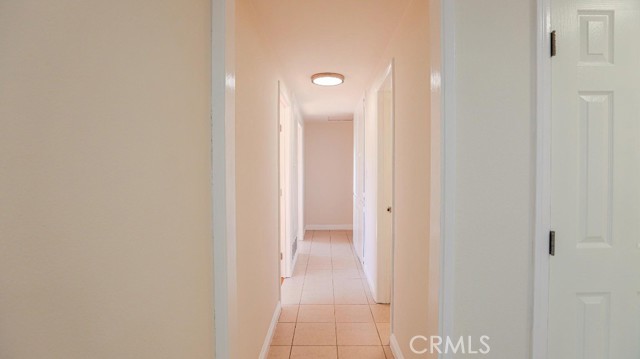 Detail Gallery Image 11 of 46 For 2910 W Cubbon, Santa Ana,  CA 92704 - 3 Beds | 2 Baths