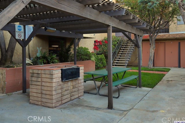 Detail Gallery Image 13 of 25 For 320 E Stocker St #318,  Glendale,  CA 91207 - 1 Beds | 2 Baths