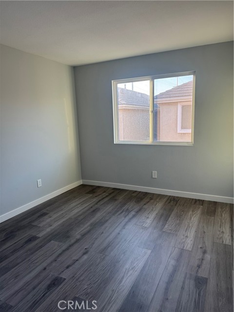 Front Image Thumbnail for CRMB26079696