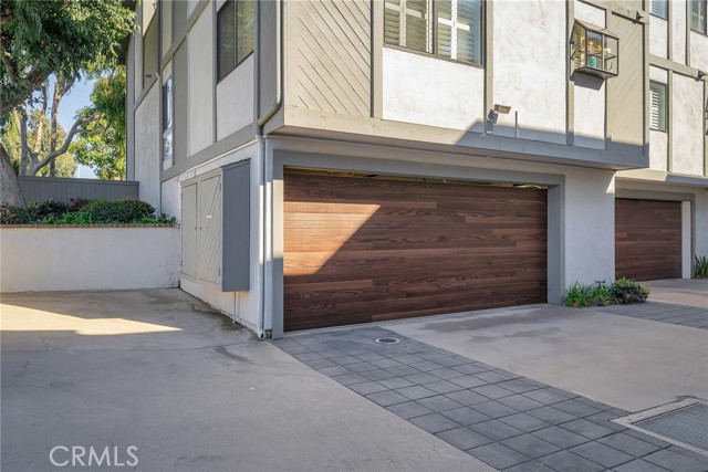 New cool garage doors