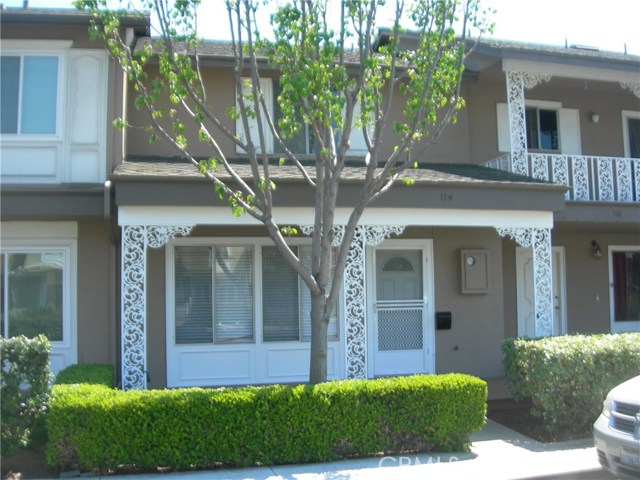 114 Lexington Ln, Costa Mesa, CA 92626