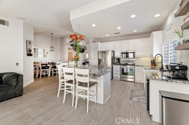 Detail Gallery Image 14 of 40 For 21834 Heliotrope Ln, Wildomar,  CA 92595 - 4 Beds | 3 Baths