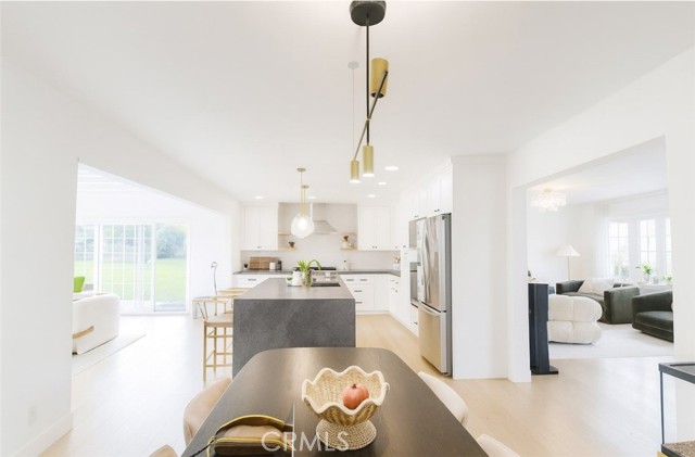 Detail Gallery Image 5 of 21 For 17952 Caledonia, Huntington Beach,  CA 92647 - 4 Beds | 2/1 Baths