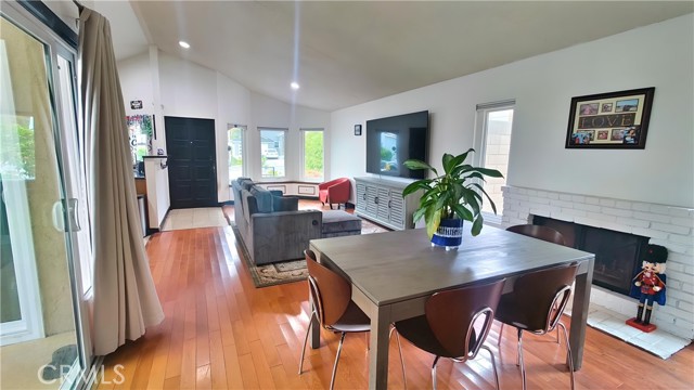 11622 Remington Street, Sylmar CA: https://media.crmls.org/medias/1e5e858f-6969-4ed5-a24b-0501d70088d0.jpg