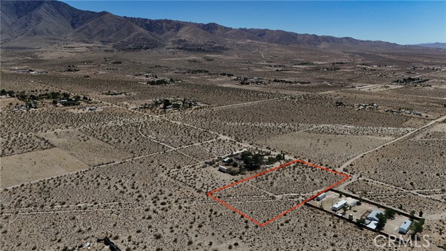 Detail Gallery Image 3 of 13 For 754 Ivanhoe Rd, Lucerne Valley,  CA 92356 - – Beds | – Baths