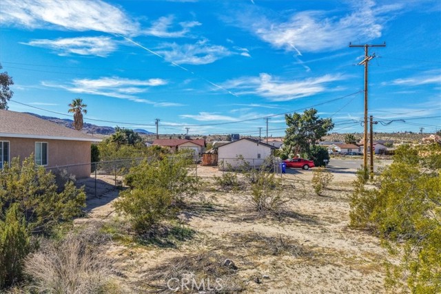 Image 13 of 19 For 71963 Cactus Drive