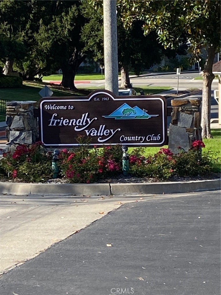 19724 Avenue Of The Oaks