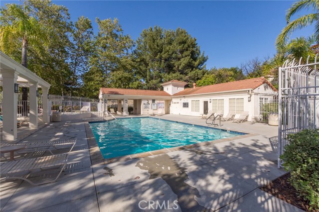 15535 Mallory Court, Moorpark CA: https://media.crmls.org/medias/1e5ff768-653e-420a-ae68-55296073404d.jpg