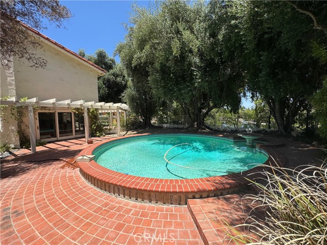 23135 Park Contessa, Calabasas CA: https://media.crmls.org/medias/1e604513-26ad-43c1-bfb2-19e156f1dd67.jpg