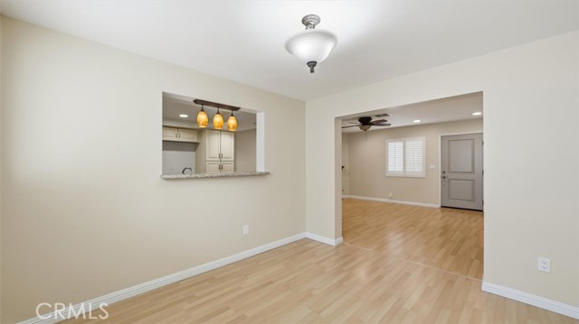 Detail Gallery Image 11 of 30 For 604 E 220th #3,  Carson,  CA 90745 - 3 Beds | 2/1 Baths