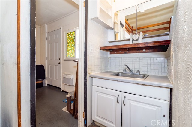 Detail Gallery Image 57 of 74 For 9826 Columbus, North Hills,  CA 91343 - 7 Beds | 5/1 Baths