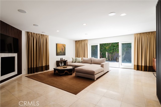 600 29th Street, Manhattan Beach, California 90266, 2 Bedrooms Bedrooms, ,2 BathroomsBathrooms,Residential,Sold,29th,SB21252826